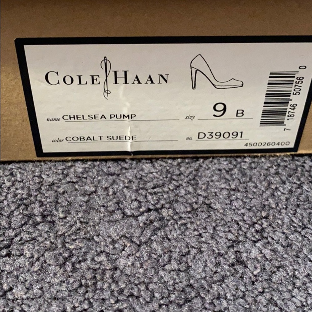Cole Haan Chelsea Almond toe pump - Picture 5 of 5